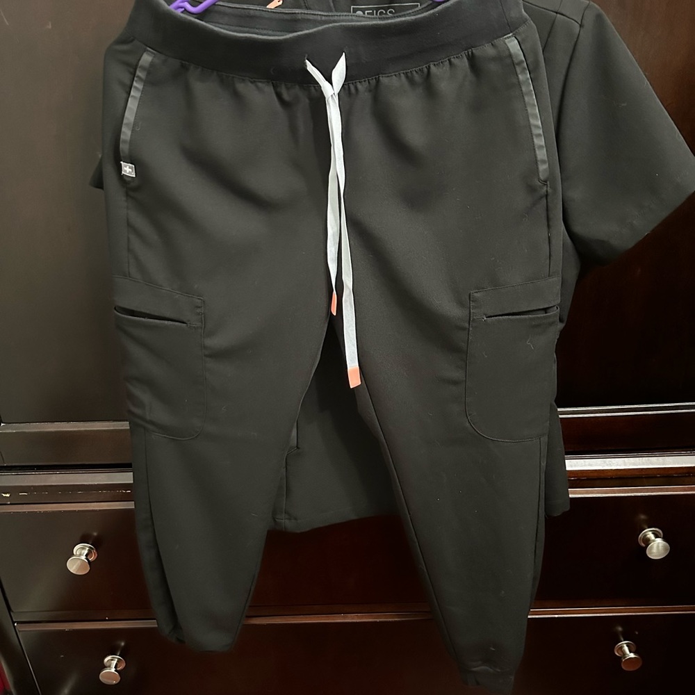 Figs black joggers s/p